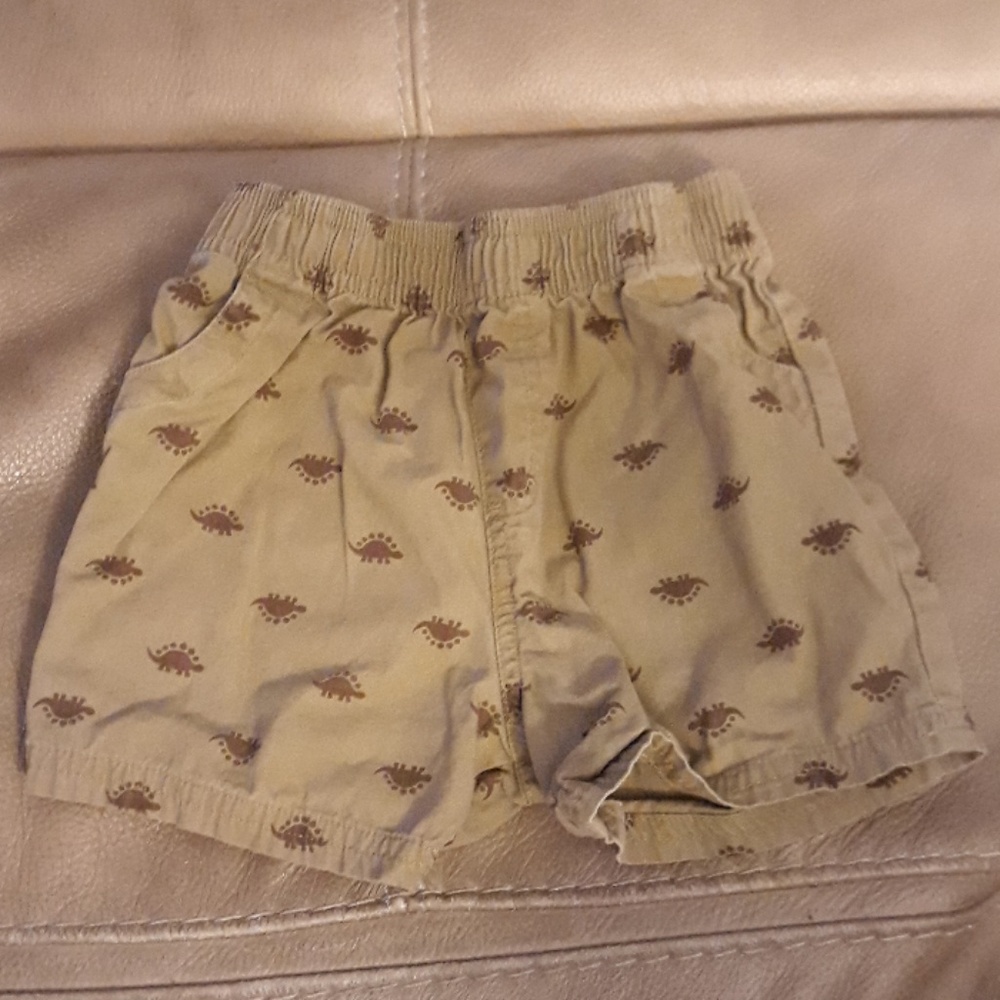 Dino shorts